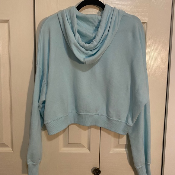 Hollister cropped hoodie - Picture 4 of 4